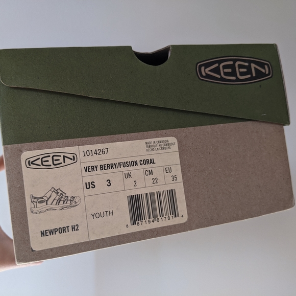 Keen Newport H2 Youth Sandals in Pink - Picture 12 of 13